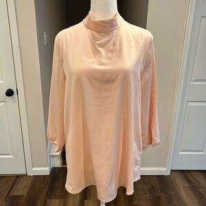 Chico's NWOT Soft Peach Blouse w/ Bow tie